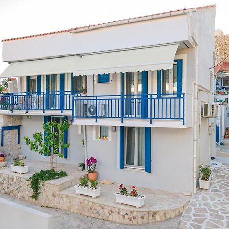 Pythagorio Blue Street Apartment With Balcony Exterior foto